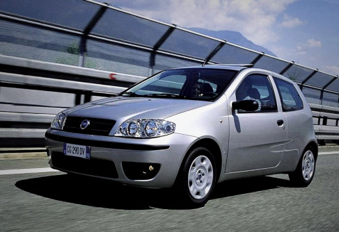 noleggio auto fiat punto classic benzina